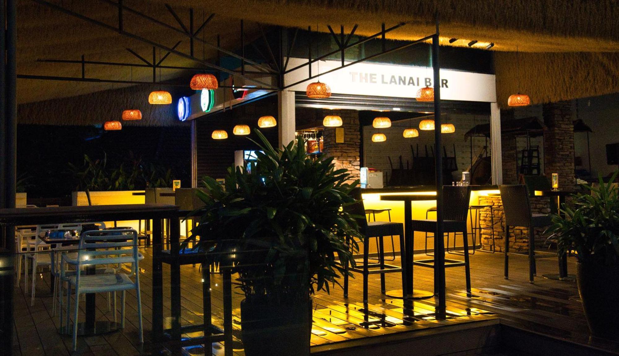 Hotel Sentral Seaview @ ​Beachfront Tanjung Bungah (Penang) Exterior foto